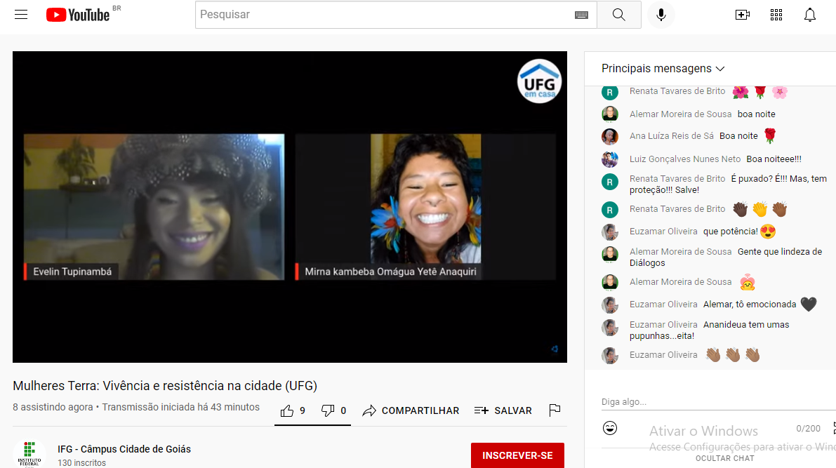 Evelin Tupinambá e a professora Mirna à direita Evelin Tupinambá e a professora Mirna à direita